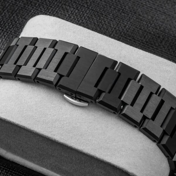 PREMIUM LUXURY WATERPROOF AURA WATCH>( Metal Body ) - Image 4